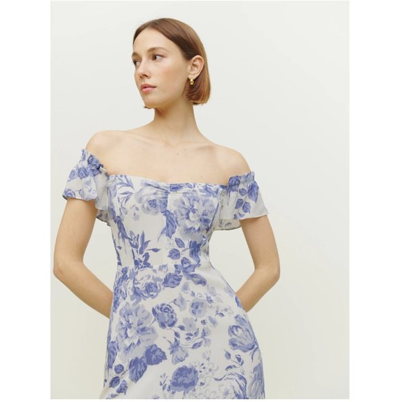 💝ONLY ONE!💝Reformation Butterfly Dress in Lucerne - Picture 4 of 13